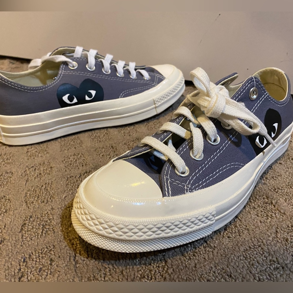 Low top grey Cdg's